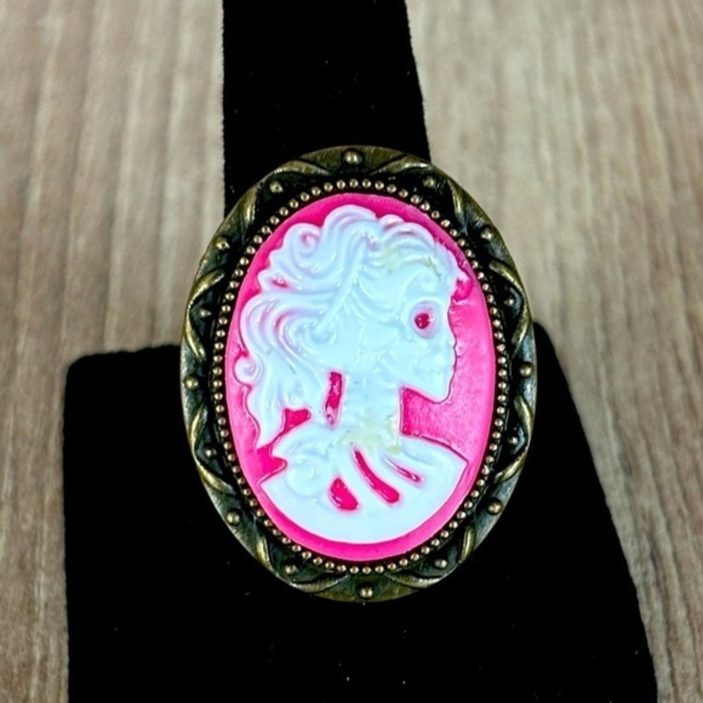 Pink and White Skeleton Lady Cameo Adjustable Ring, NWT, Handmade